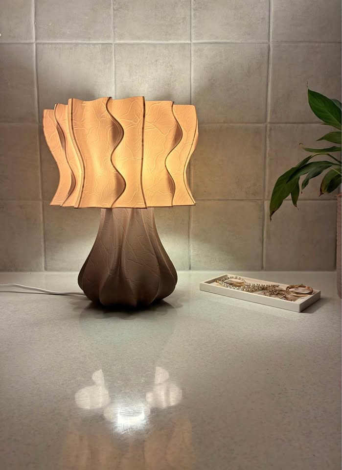 Elegant Lamp in Bone White & Dark Brown